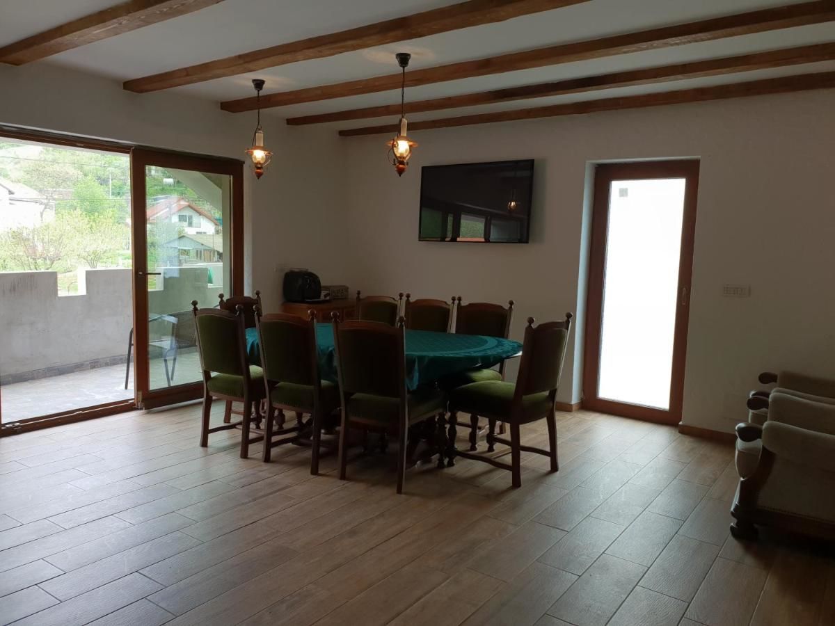 Гостевой дом Casa Dorgo Lipova